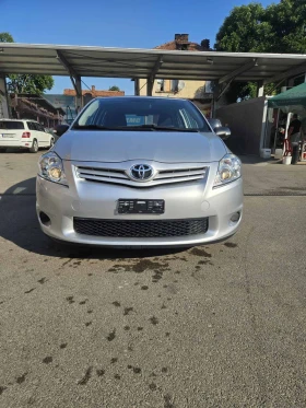 Обява за продажба на Toyota Auris Toyota Auris 1, 6 бензин 2011 ~11 500 лв. - изображение 1