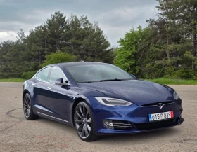 ������ Tesla Model S