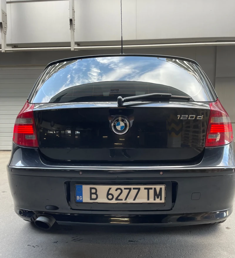 BMW 120 d Facelift LCI, снимка 4 - Автомобили и джипове - 47666293