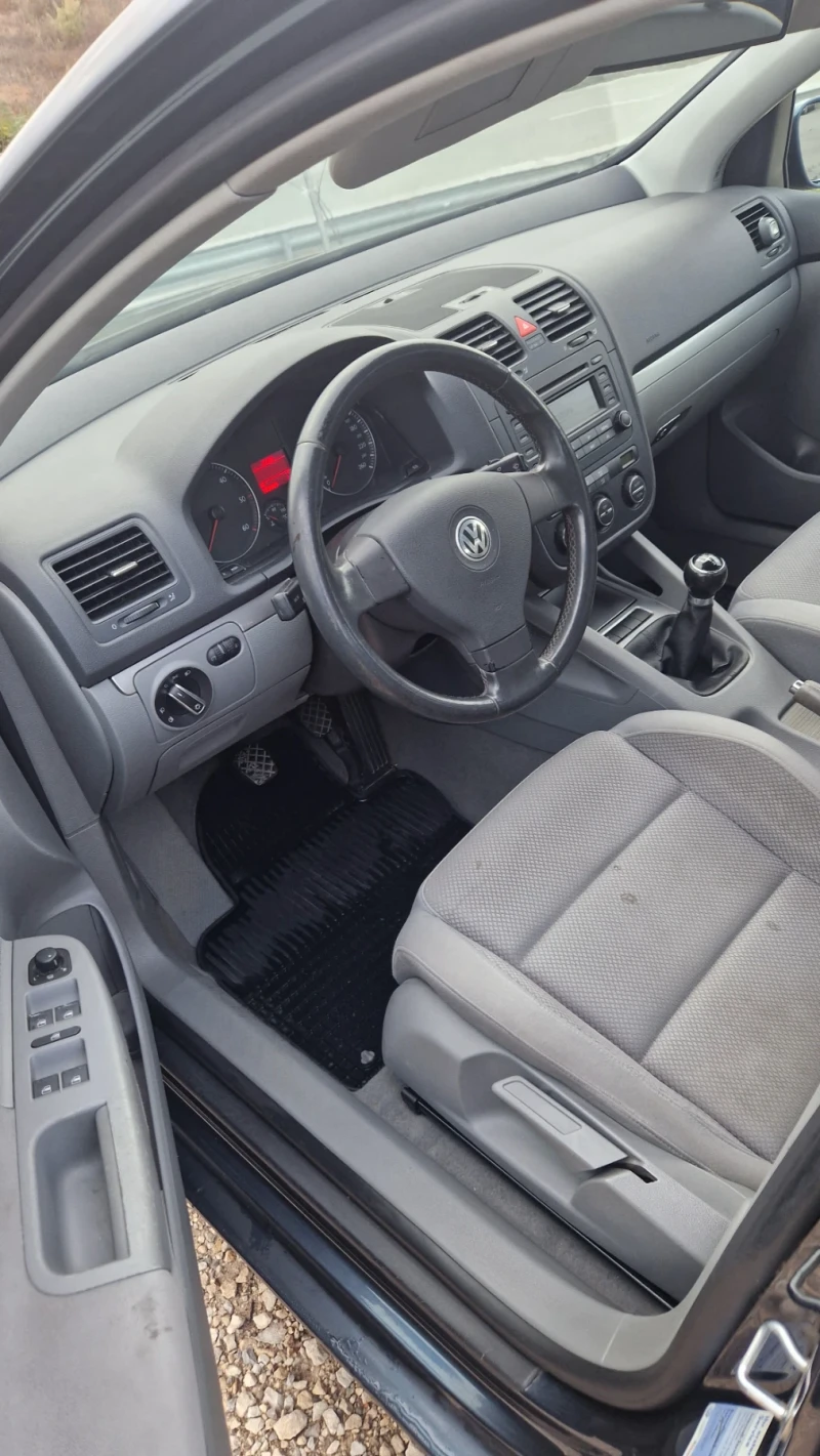 VW Golf 1.9TDI Highline , снимка 7 - Автомобили и джипове - 47825528