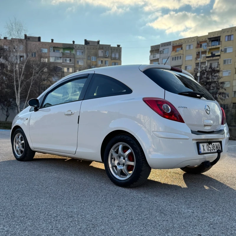 Opel Corsa D, снимка 4 - Автомобили и джипове - 48492144