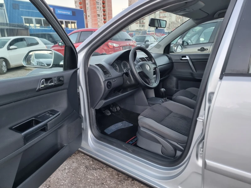 VW Polo 1.4TDI, снимка 10 - Автомобили и джипове - 48526909