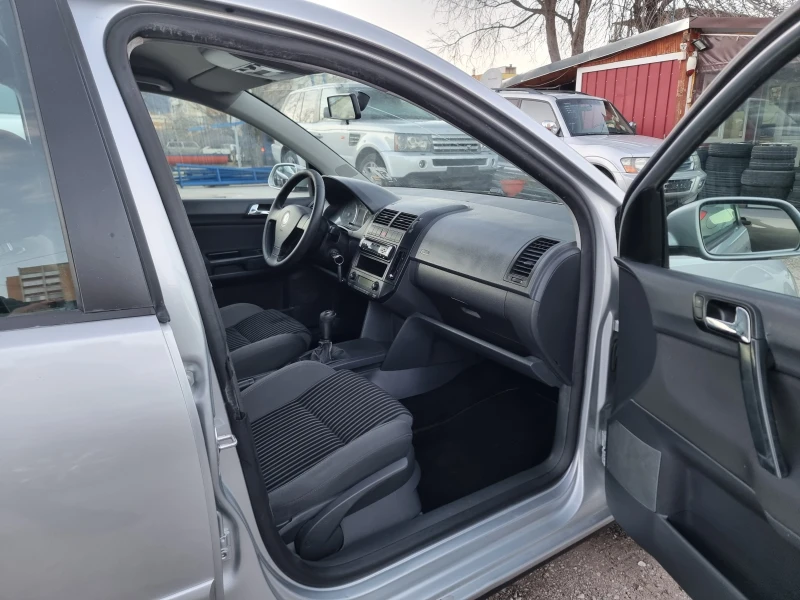 VW Polo 1.4TDI, снимка 14 - Автомобили и джипове - 48526909