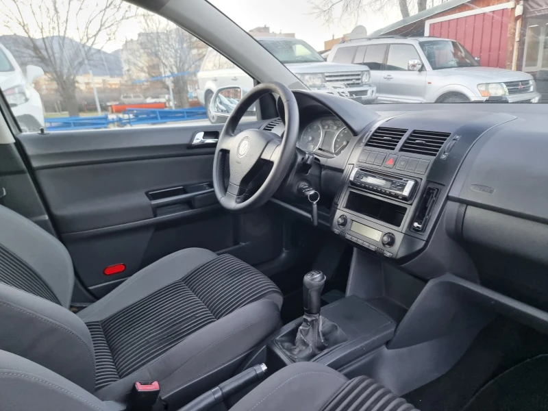 VW Polo 1.4TDI, снимка 15 - Автомобили и джипове - 48526909