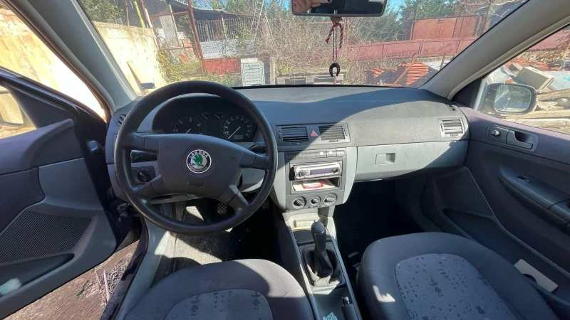 Skoda Fabia Sdi, снимка 9 - Автомобили и джипове - 48706430