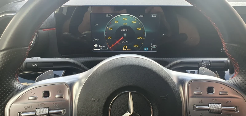 Mercedes-Benz A 180 AMG, снимка 11 - Автомобили и джипове - 48711473