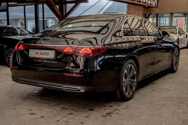 Mercedes-Benz E 200 Avantgarde/Virtual/Панорама/Подгрев/Камера, снимка 5 - Автомобили и джипове - 51637532