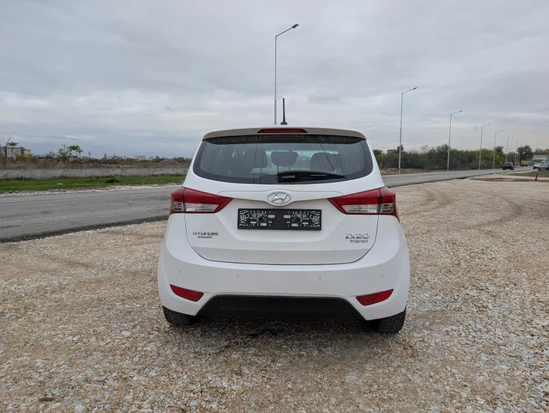 Hyundai Ix20 1.4 90кс GPL, снимка 5 - Автомобили и джипове - 52319046