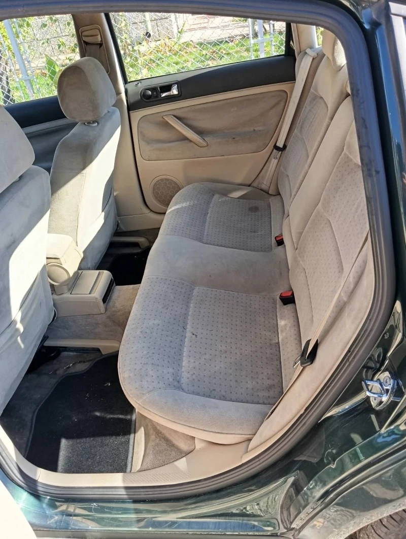 VW Passat 1.8, снимка 7 - Автомобили и джипове - 52416365
