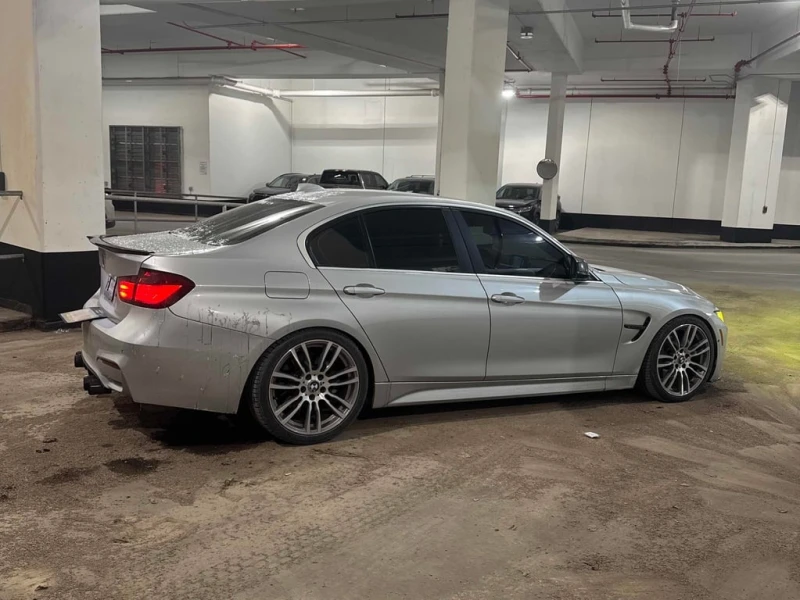 BMW 335 * 335i xDrive * CARFAX * БЕЗ ПЪРВОНАЧАЛНА ВНОСКА, снимка 3 - Автомобили и джипове - 52728162