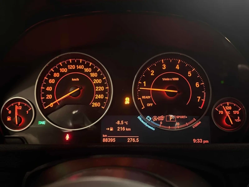 BMW 335 * 335i xDrive * CARFAX * БЕЗ ПЪРВОНАЧАЛНА ВНОСКА, снимка 8 - Автомобили и джипове - 52728162