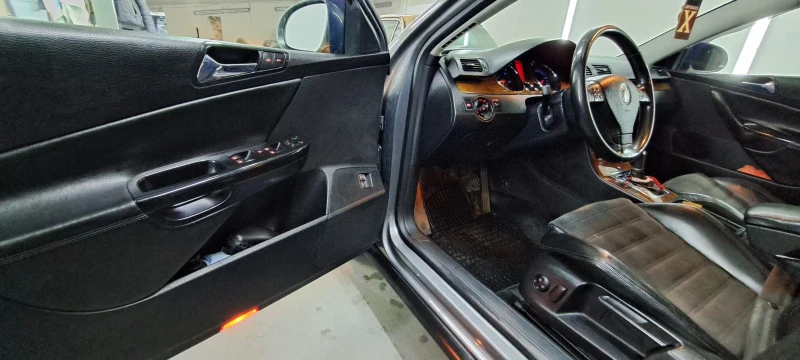 VW Passat 2.0 TDI 140, снимка 17 - Автомобили и джипове - 52926592