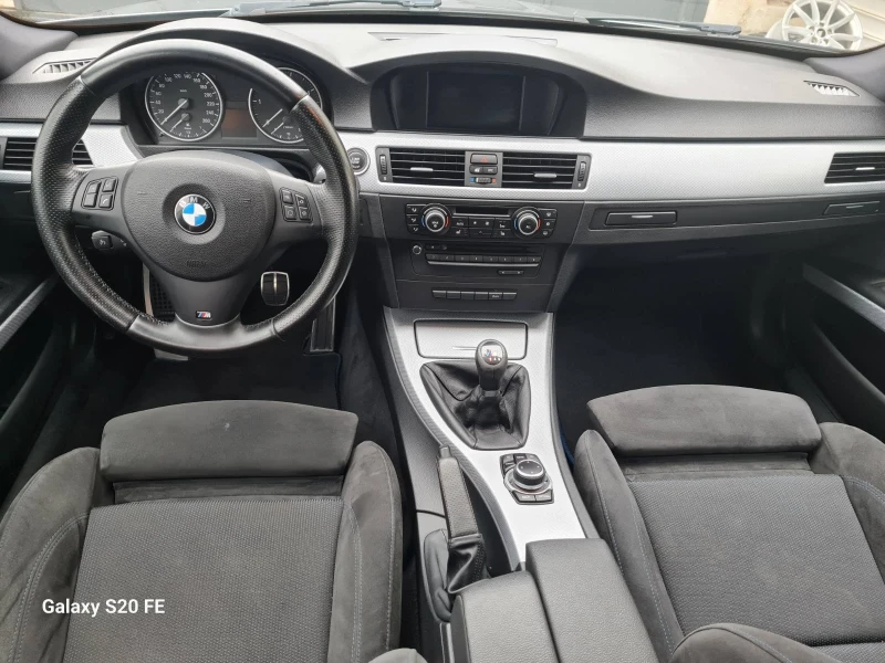 BMW 320 D Face! M пакет! Германия!, снимка 16 - Автомобили и джипове - 53489023