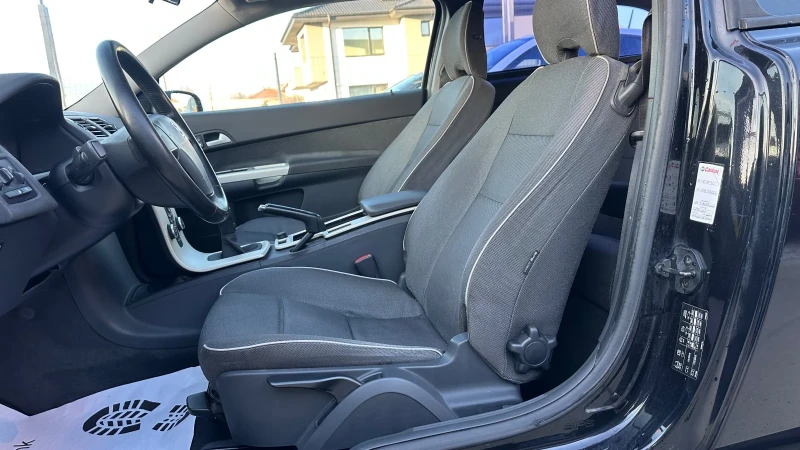 Volvo C30 1.6i 98k.с.Климатроник! Газ! Обслужена!, снимка 9 - Автомобили и джипове - 53500117