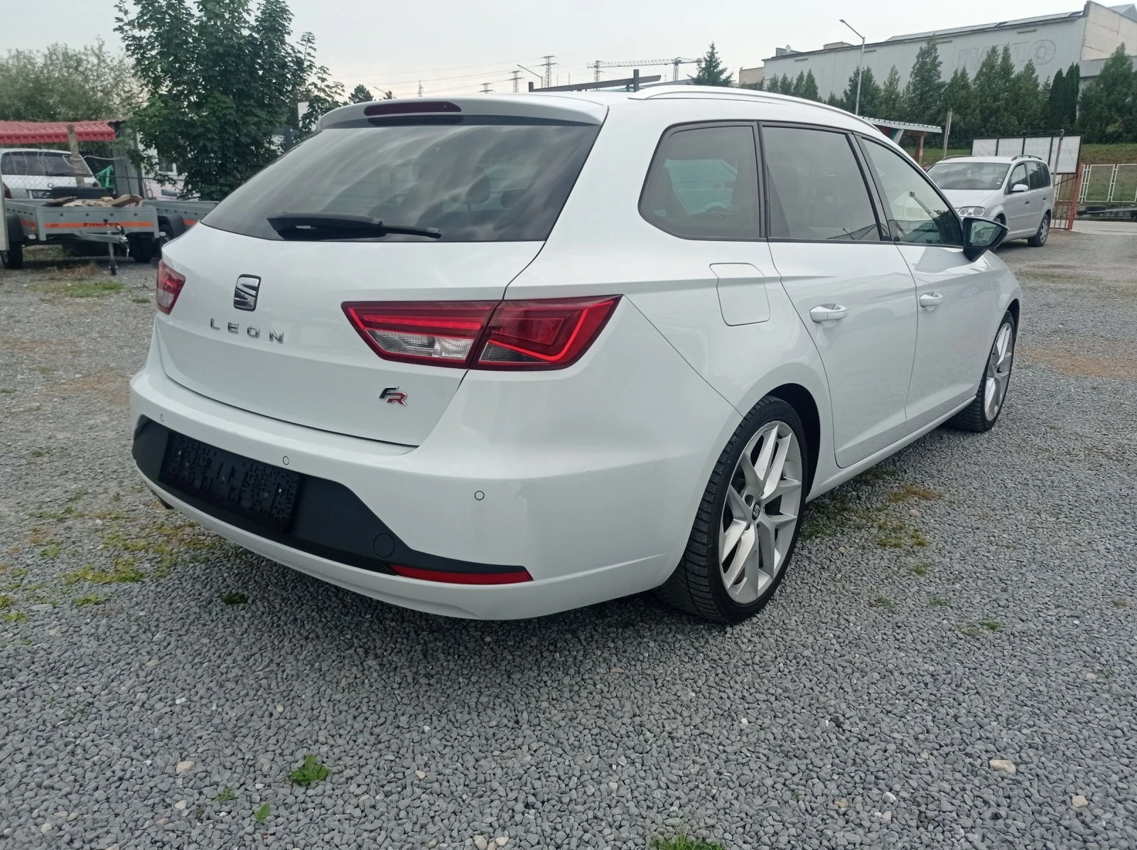 Seat Leon 2.0 FR - изображение 5