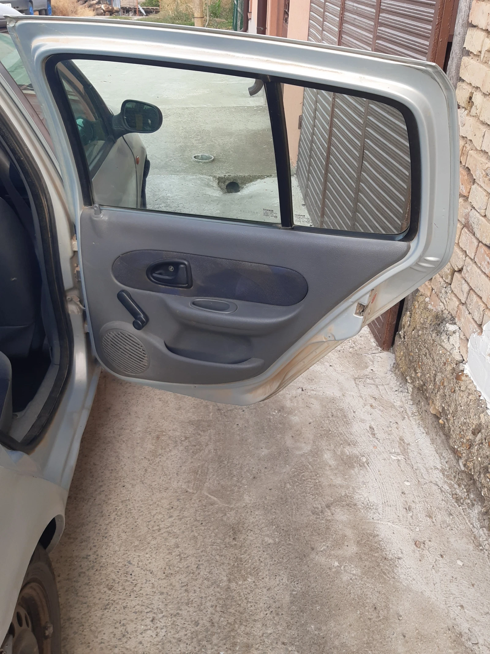 Renault Clio 1.9 D - изображение 5