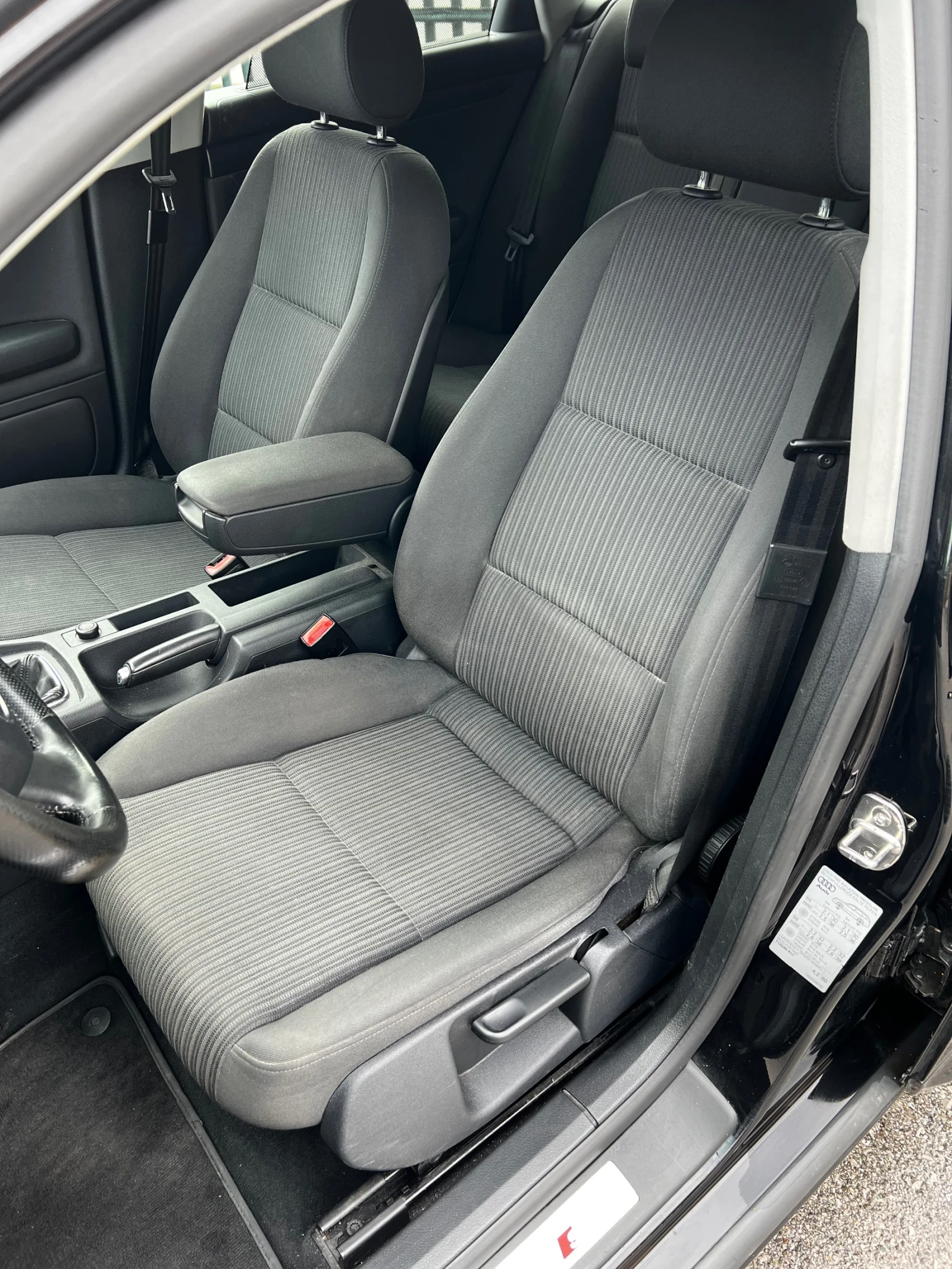 Audi A4  S-line  1.6  102..  | Mobile.bg   12