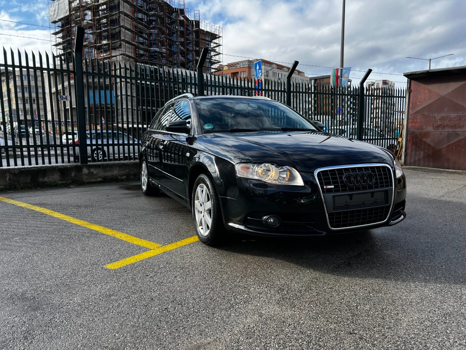 Audi A4  S-line  1.6 бензин 102к.с.  - изображение 2