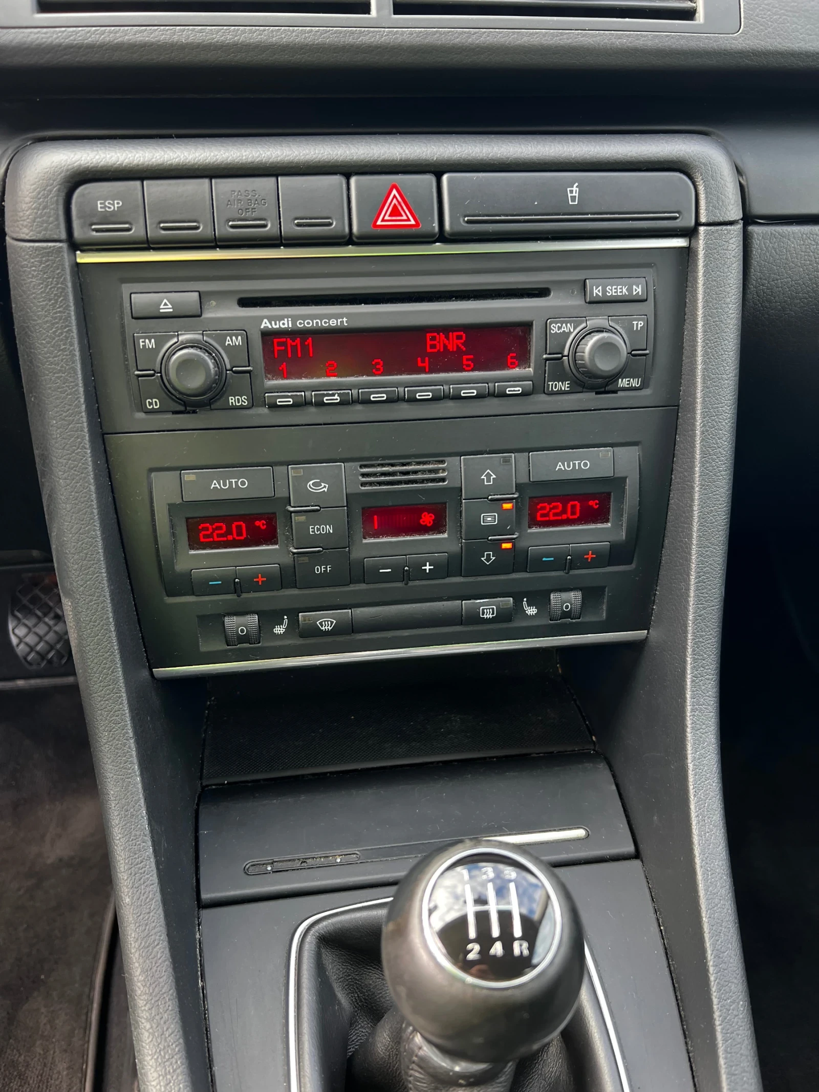 Audi A4  S-line  1.6 бензин 102к.с.  - изображение 4