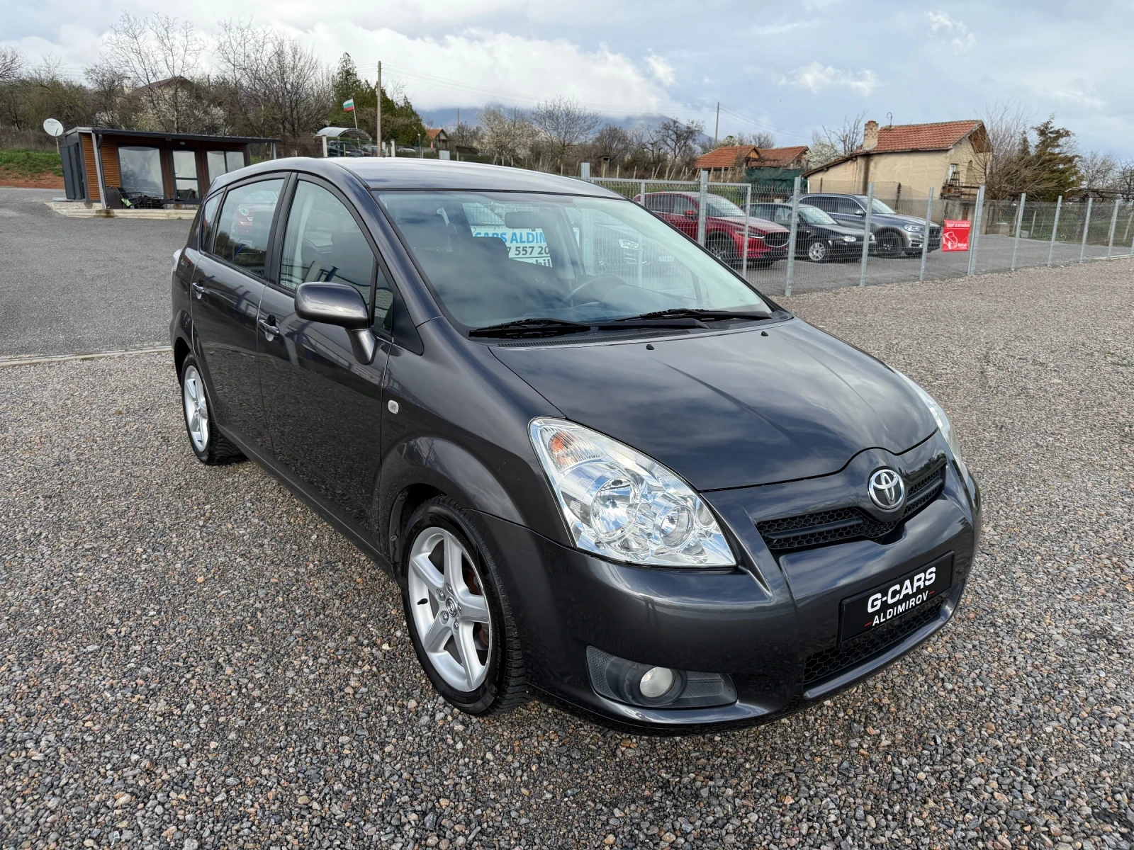 Toyota Corolla verso 2.2/136кс./КАТО НОВА