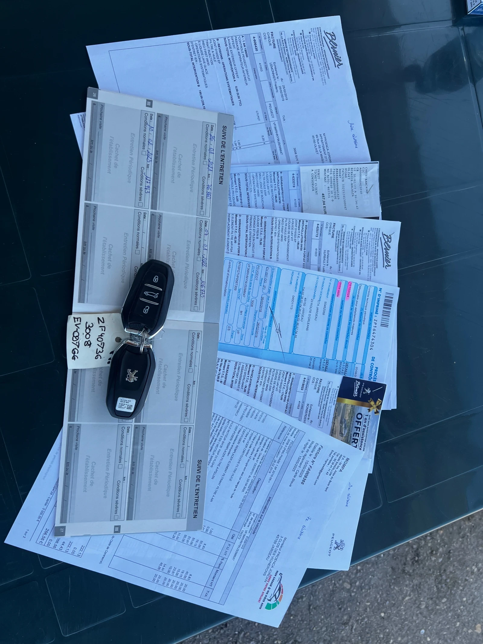 Peugeot 3008 ALLURE АВТОМАТ ТОП СЪСТОЯНИЕ, снимка 17 - Автомобили и джипове - 54159145