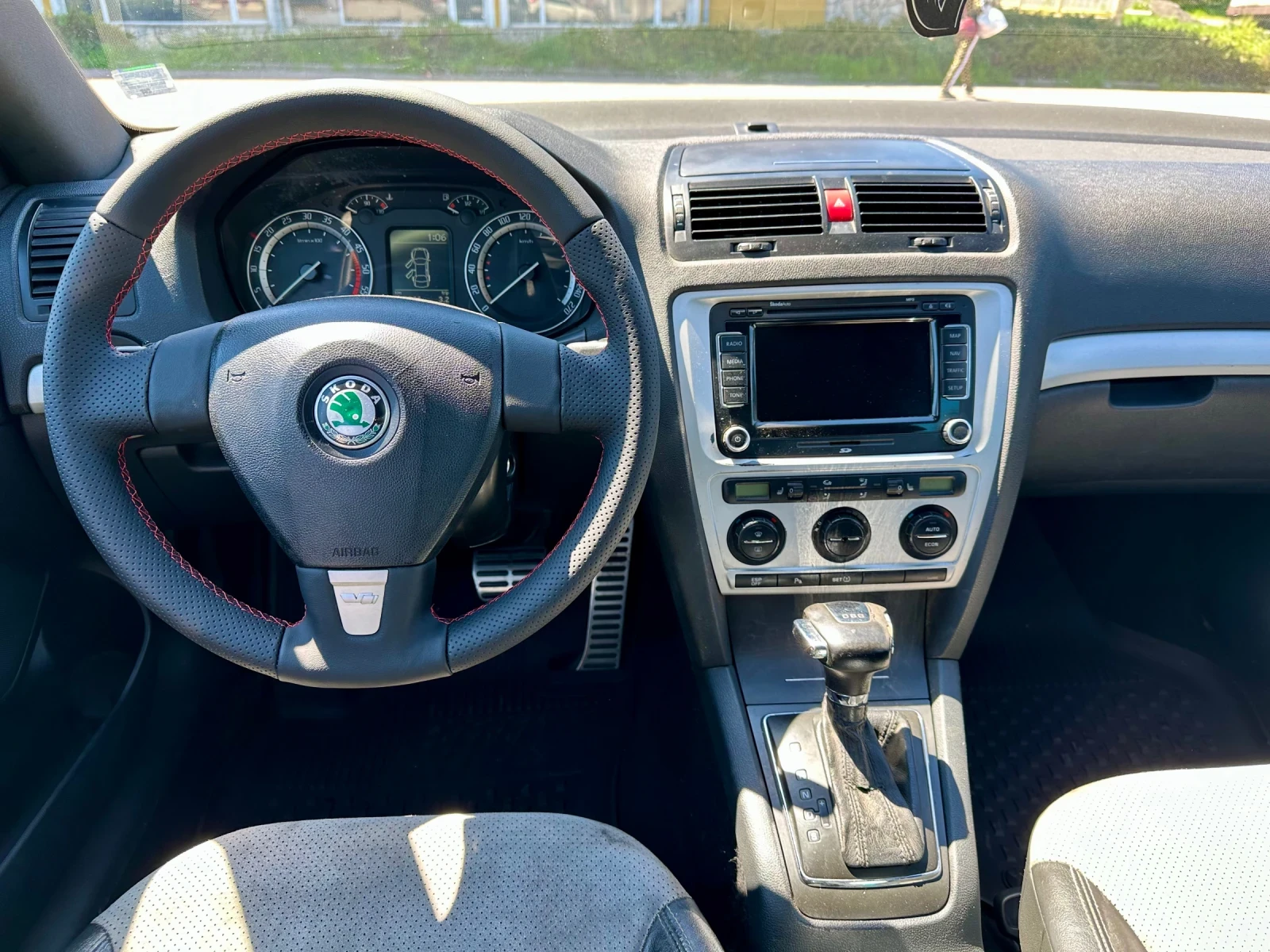 Skoda Octavia 2.0tdi VRS, снимка 7 - Автомобили и джипове - 54318280