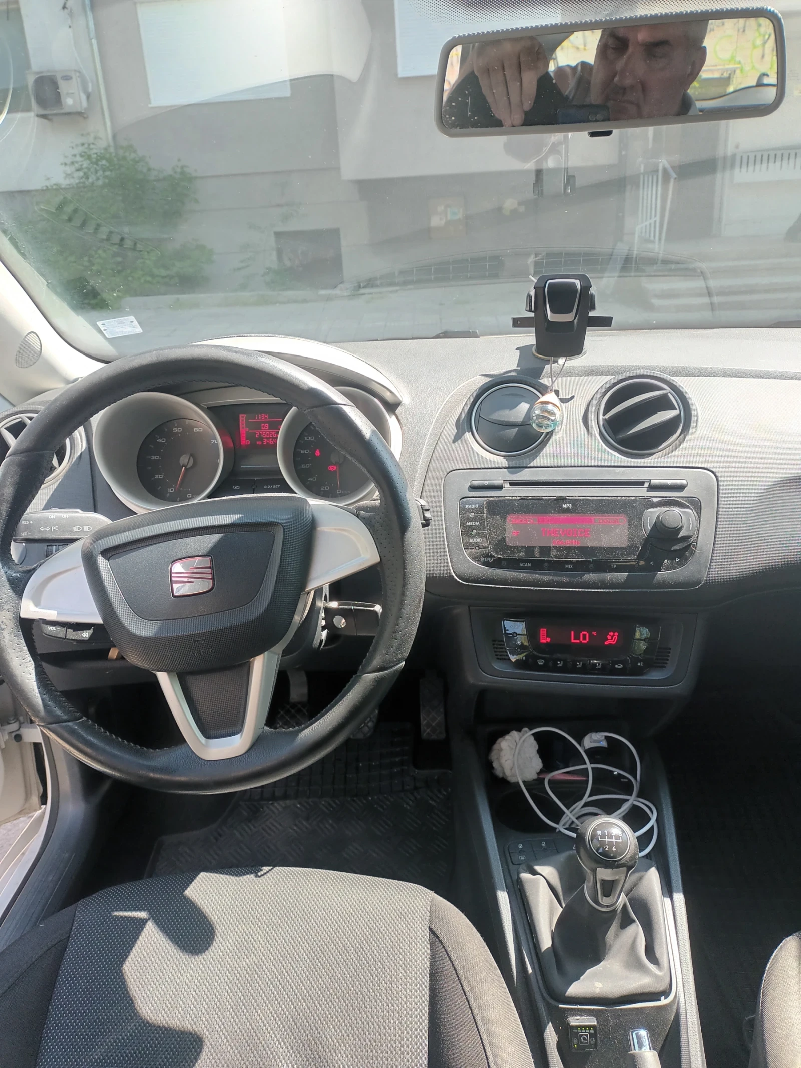 Seat Ibiza, снимка 8 - Автомобили и джипове - 54340479