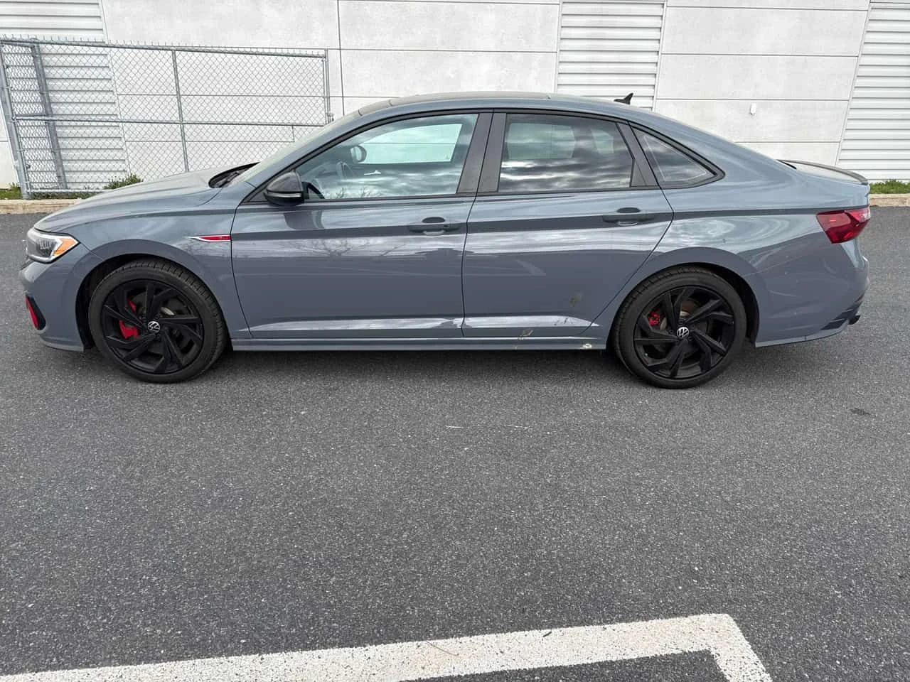 VW Jetta * Manual * GLI* PANO* ПОДГРЕВ* KEYLESS* , снимка 2 - Автомобили и джипове - 54359209