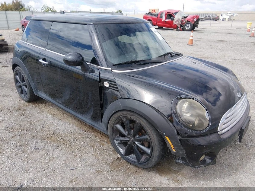 Mini Cooper 1.6L I-4 DOHC, VVT, 121HP Front Wheel Drive | Mobile.bg � ����������� 1