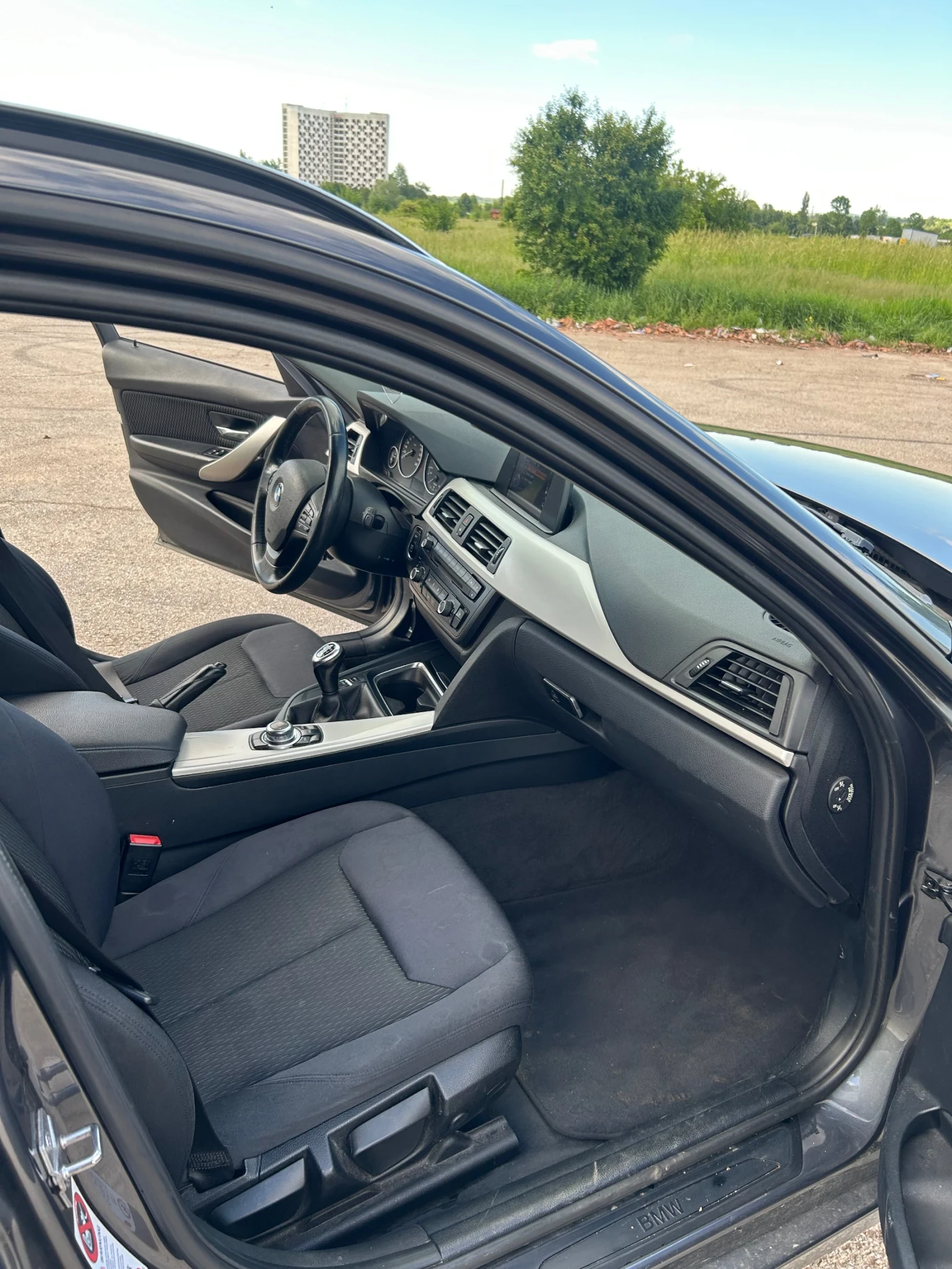 BMW 318, снимка 13 - Автомобили и джипове - 54597168
