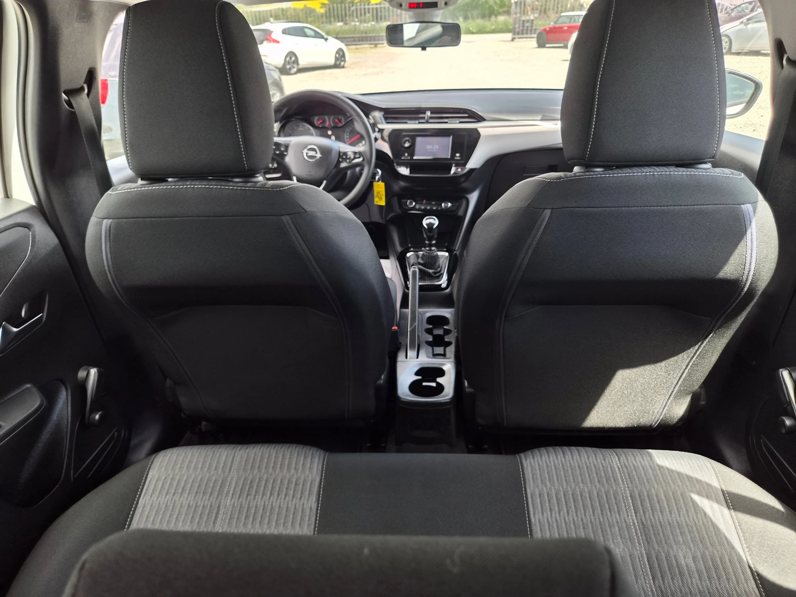 Opel Corsa 1.5 HDI, снимка 11 - Автомобили и джипове - 54681427