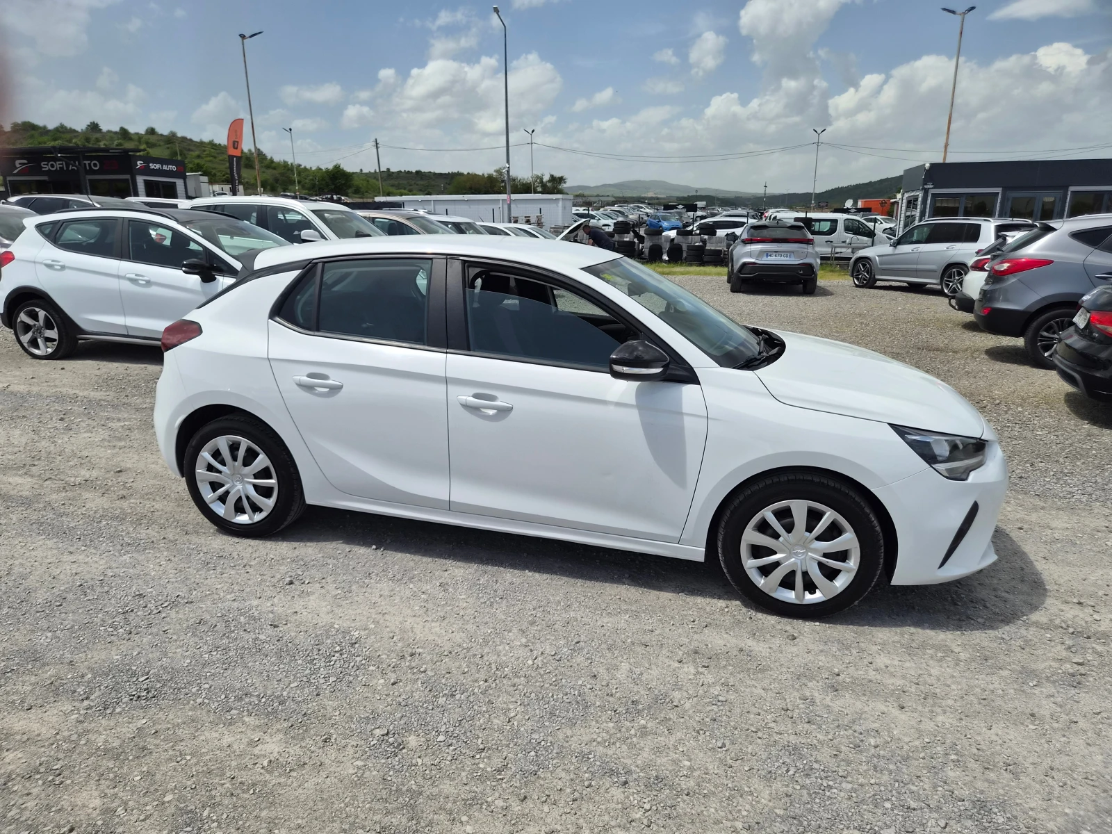 Opel Corsa 1.5 HDI, снимка 3 - Автомобили и джипове - 54681427