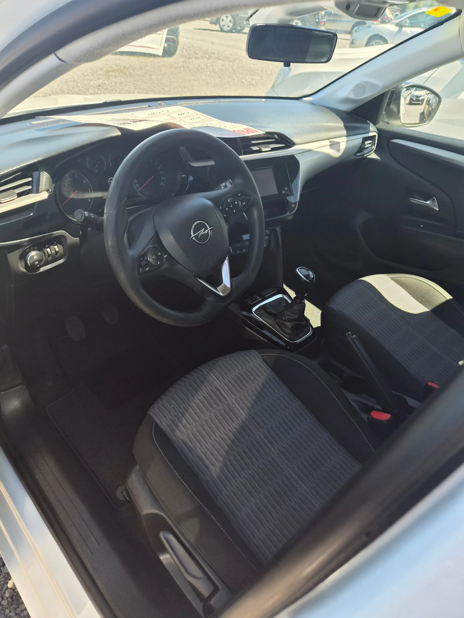 Opel Corsa 1.5 HDI, снимка 12 - Автомобили и джипове - 54681427