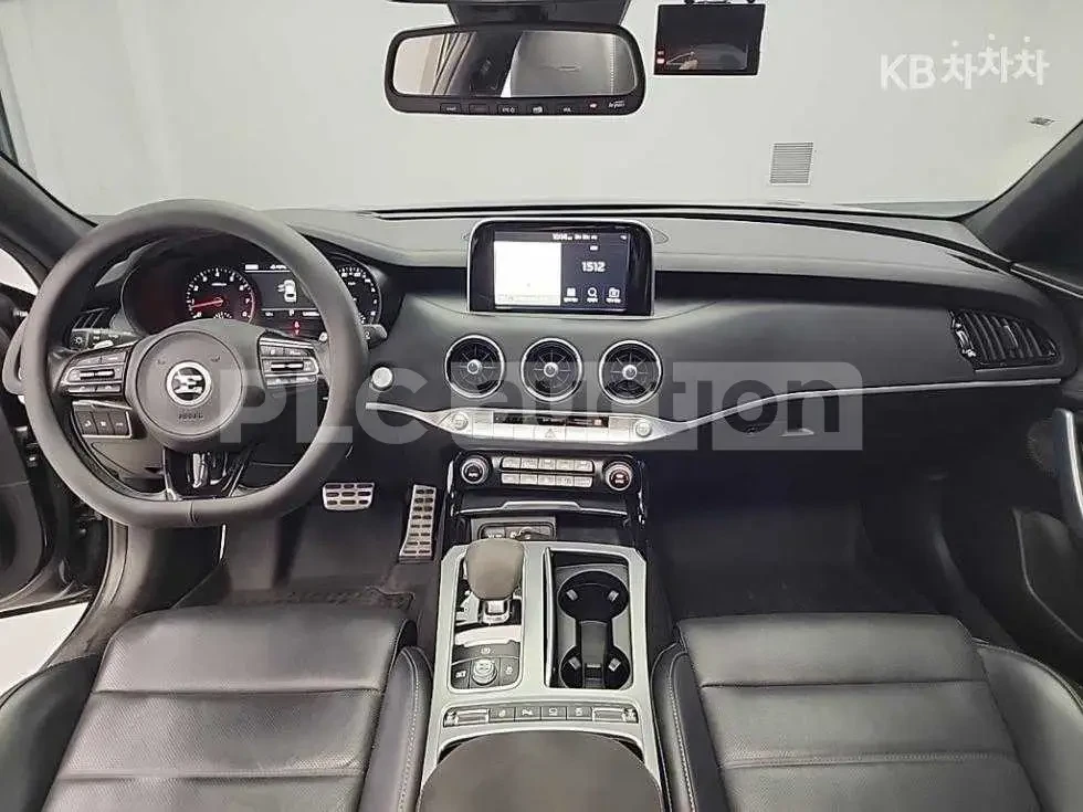 Kia Stinger 3.3 GT| 360| ОБДУХ| ПАНО| ВКЛ.ТЕХНОТЕСТ, снимка 5 - Автомобили и джипове - 54865436