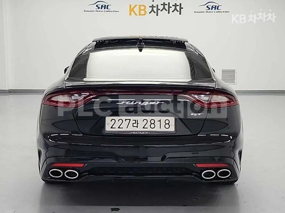 Kia Stinger 3.3 GT| 360| ОБДУХ| ПАНО| ВКЛ.ТЕХНОТЕСТ, снимка 2 - Автомобили и джипове - 54865436