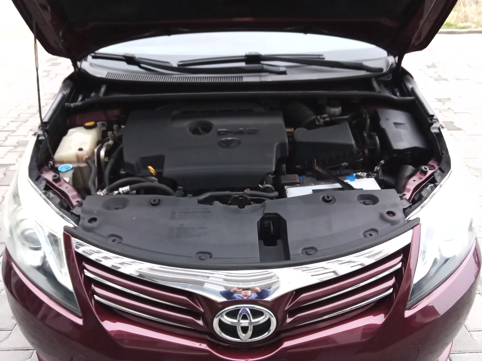 Toyota Avensis 2.0D4D-124kc. FACELIFT, снимка 15 - Автомобили и джипове - 54977966