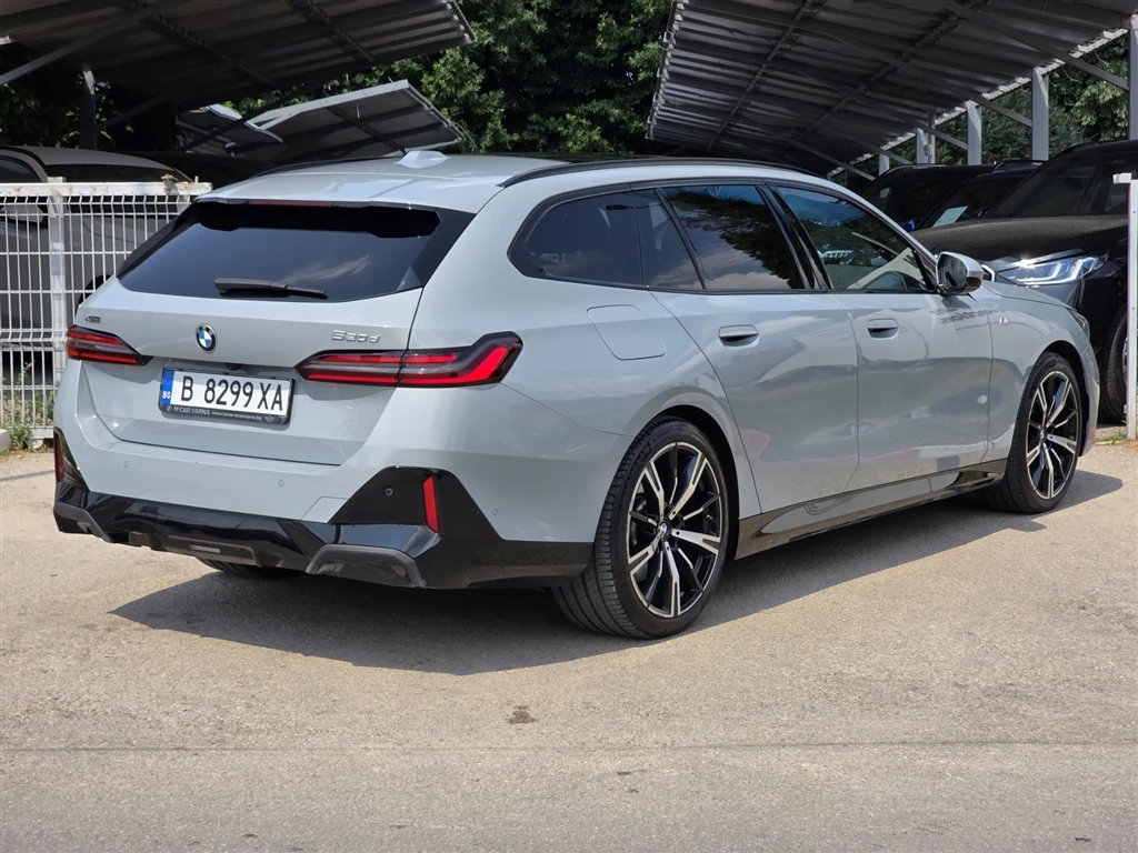 BMW 520 xDrive Touring, снимка 3 - Автомобили и джипове - 55232680