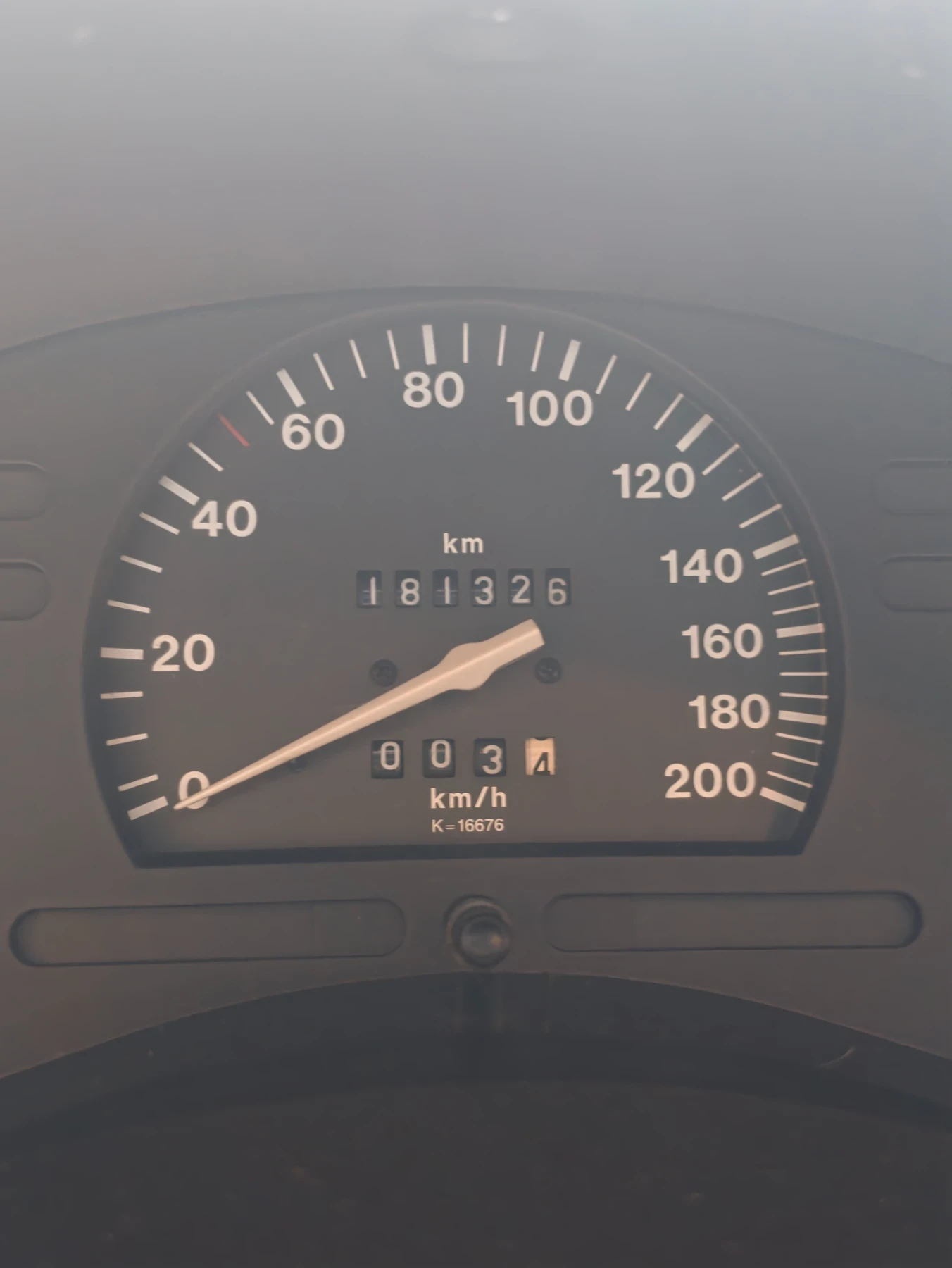 Opel Corsa 1.0i 12v, снимка 15 - Автомобили и джипове - 55536640