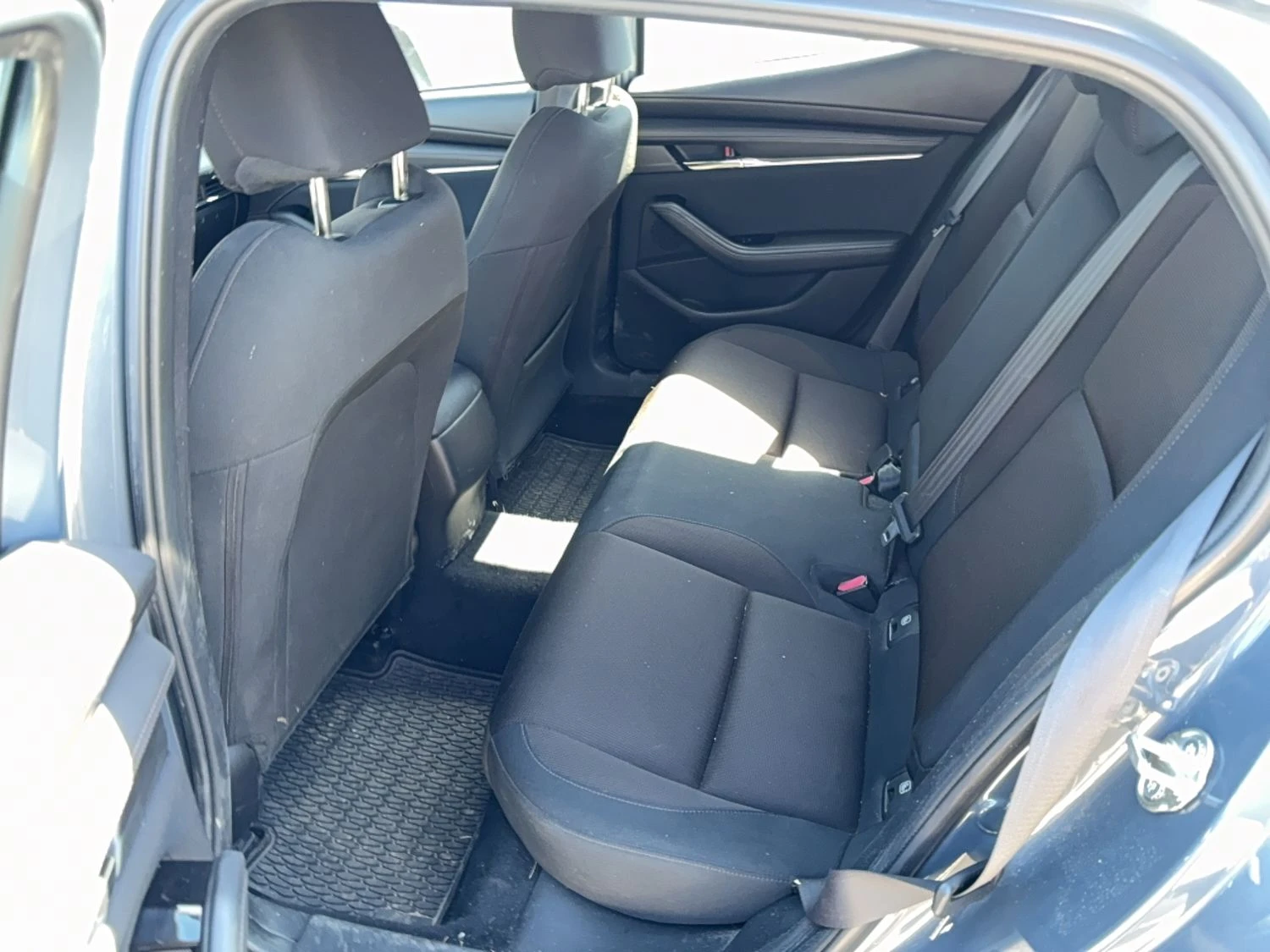 Mazda 3 Optimum 2.0 Бензин, снимка 11 - Автомобили и джипове - 55797586