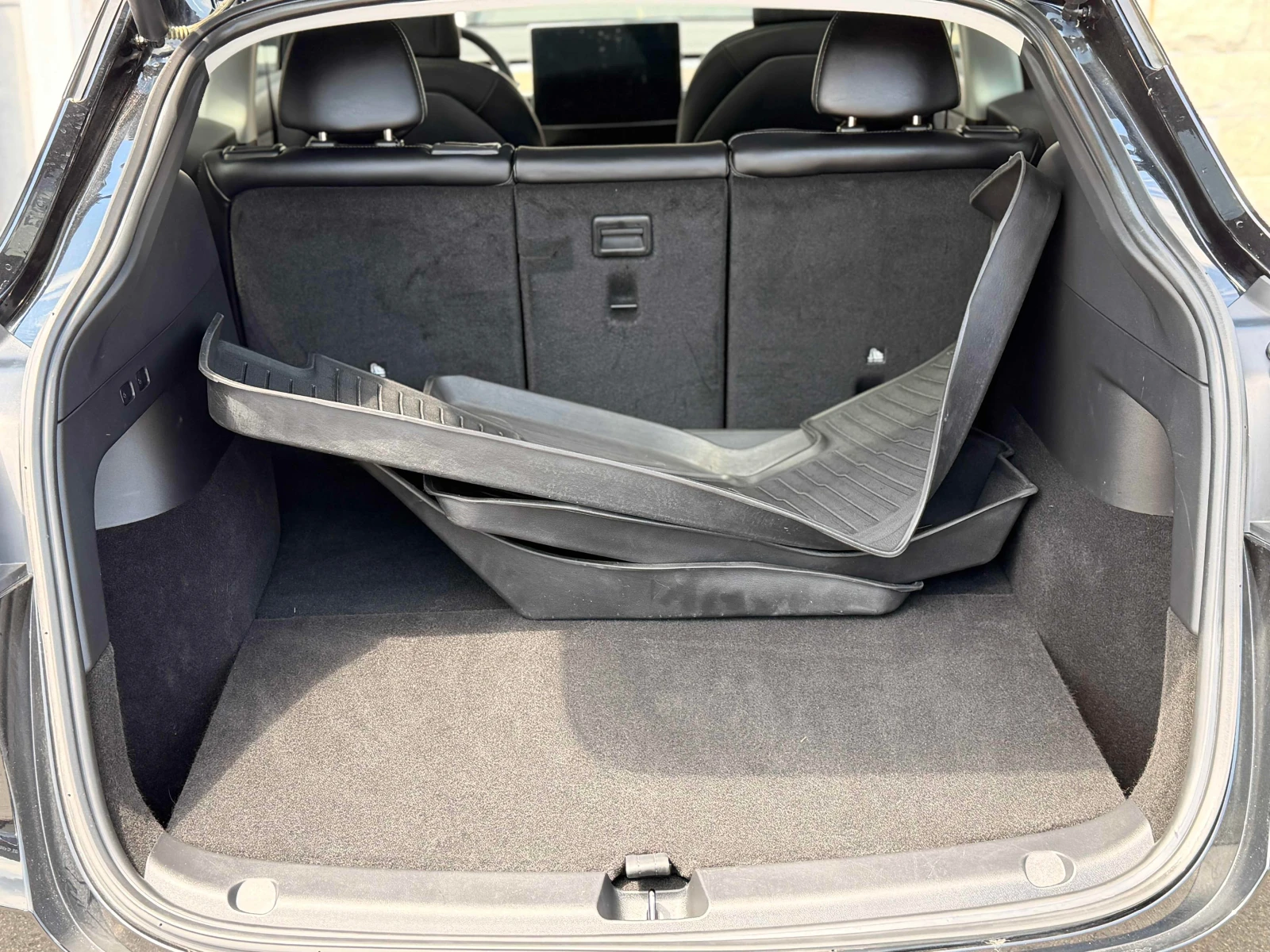 Tesla Model Y Performance AWD carogantno.com, снимка 10 - Автомобили и джипове - 55966263