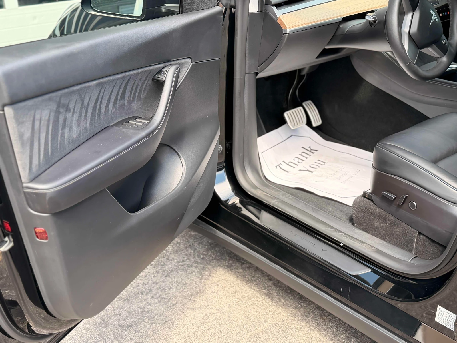 Tesla Model Y Performance AWD carogantno.com, снимка 8 - Автомобили и джипове - 55966263