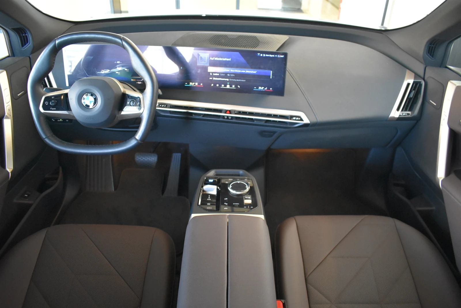 BMW iX xDrive45 | Mobile.bg � ����������� 7