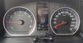 Honda Cr-v 2.0 i-VTEC 4x4 Пълна сервизна история!, снимка 15