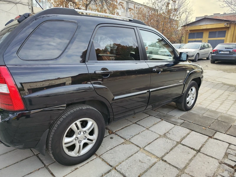 Kia Sportage, снимка 4 - Автомобили и джипове - 48041907