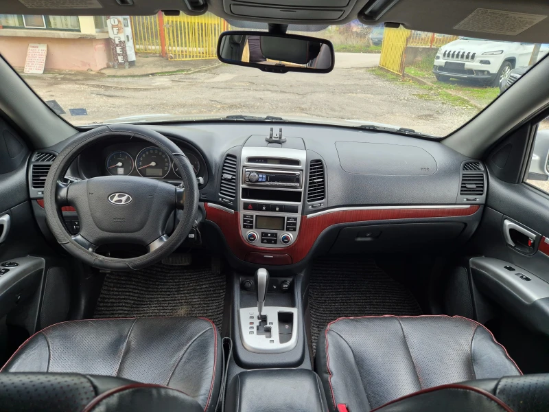 Hyundai Santa fe 2.2CRDI АВТОМАТ ITALY УНИКАТ, снимка 12 - Автомобили и джипове - 52553387