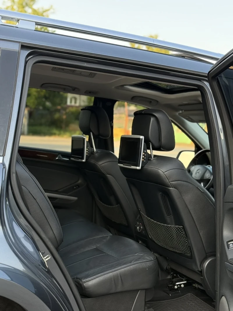 Mercedes-Benz GL 550, снимка 5 - Автомобили и джипове - 53043415