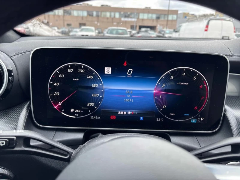 Mercedes-Benz GLC 300 * CARFAX * БЕЗ ПЪРВОНАЧАЛНА ВНОСКА, снимка 8 - Автомобили и джипове - 53140938