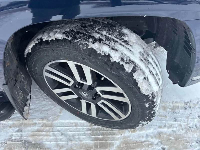 Toyota 4runner * 4WD * CARFAX * БЕЗ ПЪРВОНАЧАЛНА ВНОСКА, снимка 7 - Автомобили и джипове - 53215173