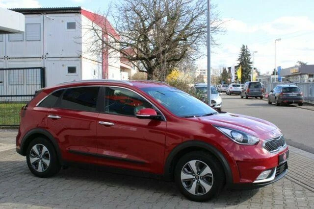 Kia Niro На части 1.6GDI HIBRID, снимка 4 - Автомобили и джипове - 36152110