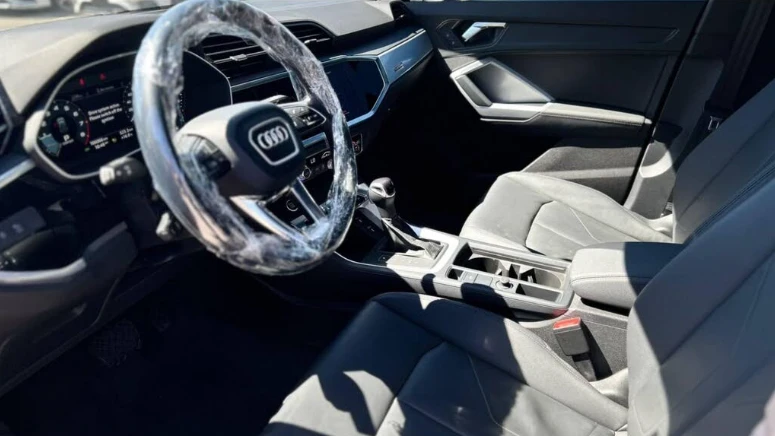 Audi Q3 QUATTRO KOMFORT 45 TFSI, снимка 11 - Автомобили и джипове - 54765483